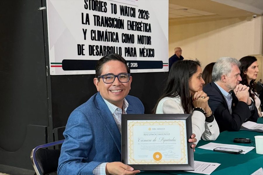 Daniel Chimal en tribuna de la Cámara de Diputados exigiendo reactivación de Estancias Infantiles